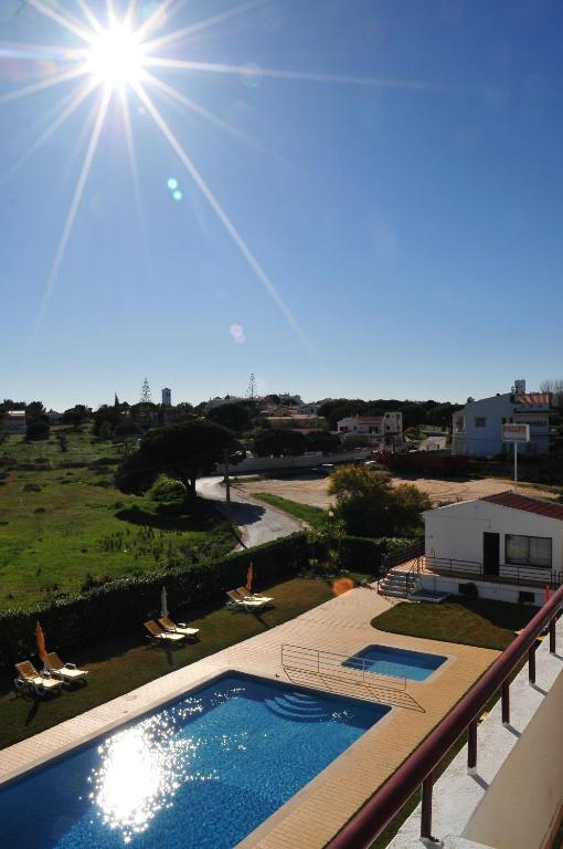 Aparthotel Solgarve Quarteira Habitación foto